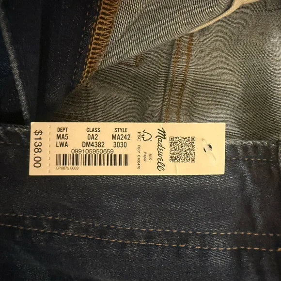 Madewell Athletic Slim Jeans: COOLMAX Denim Edition Leeward Wash 30x30 NWT - Picture 4 of 4